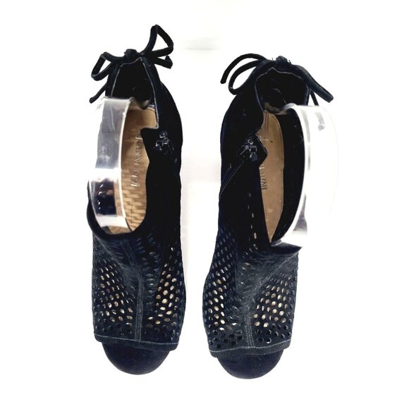 Gianni Bini Peep Toe Perforated Block Heels - Size 8 - Picture 8 of 10